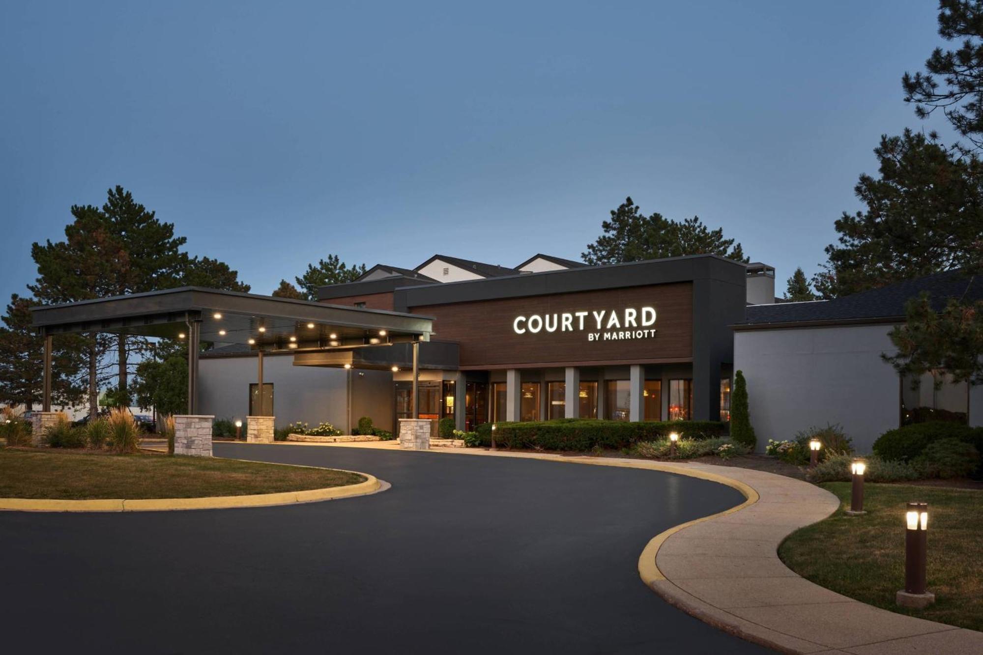 Courtyard Chicago Wood Dale / Itasca Hotel Bagian luar foto