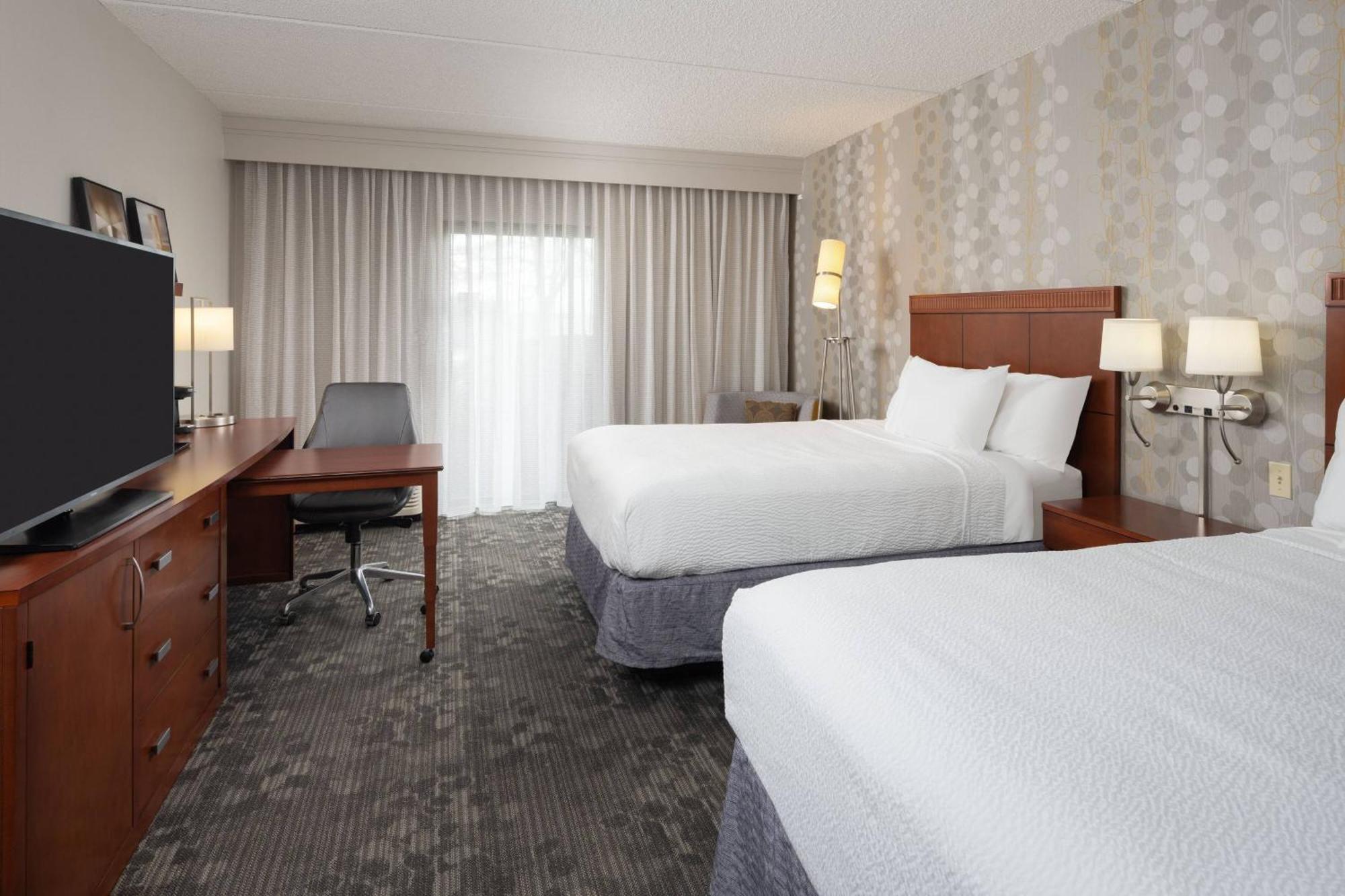 Courtyard Chicago Wood Dale / Itasca Hotel Bagian luar foto