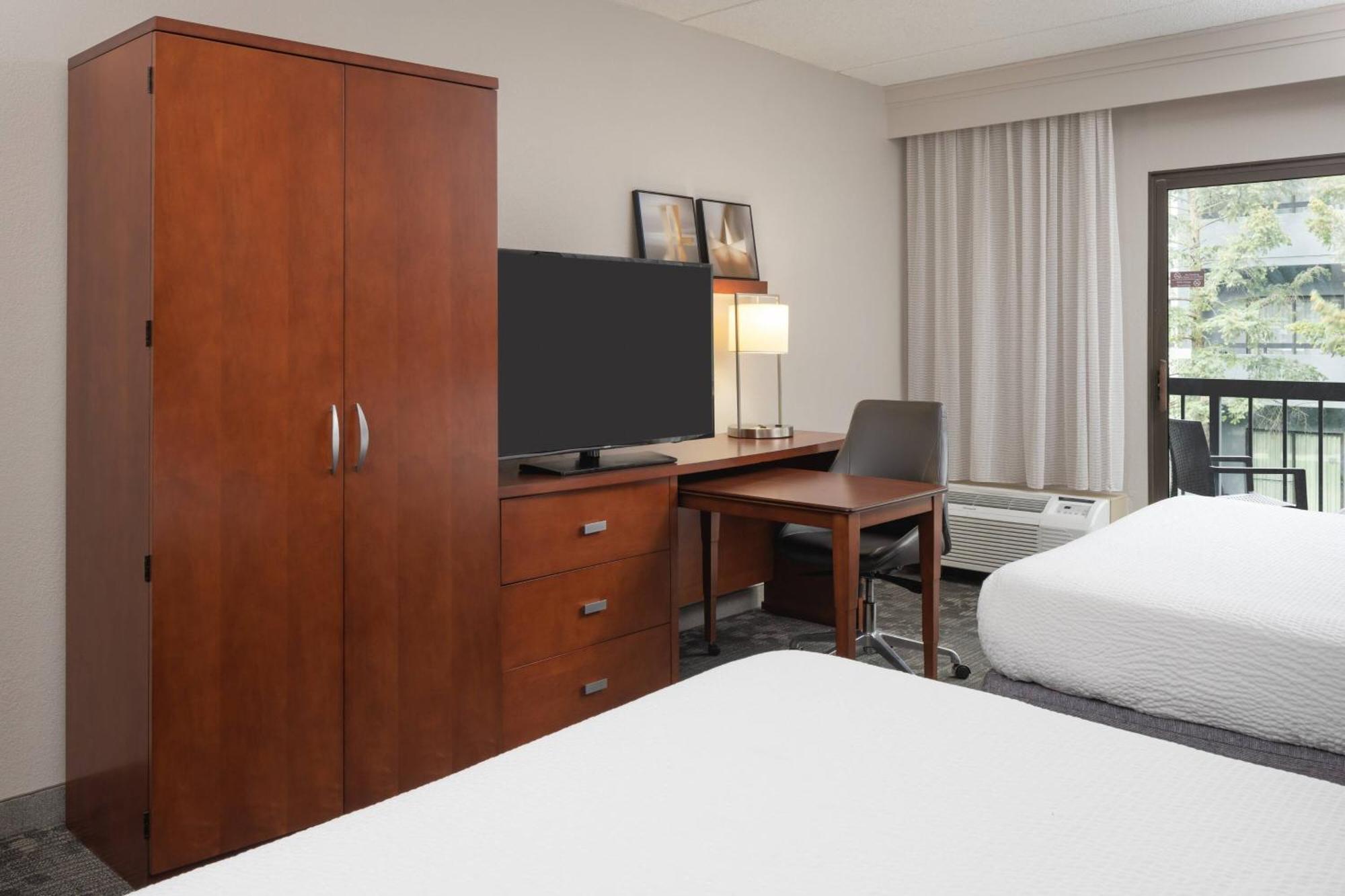 Courtyard Chicago Wood Dale / Itasca Hotel Bagian luar foto