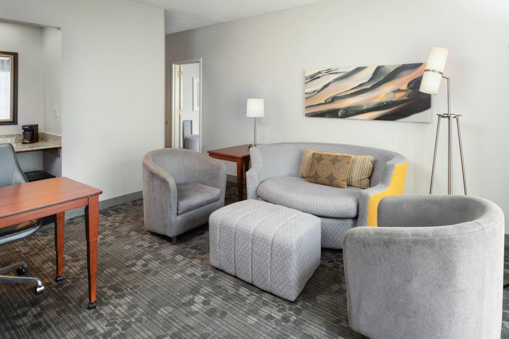 Courtyard Chicago Wood Dale / Itasca Hotel Bagian luar foto