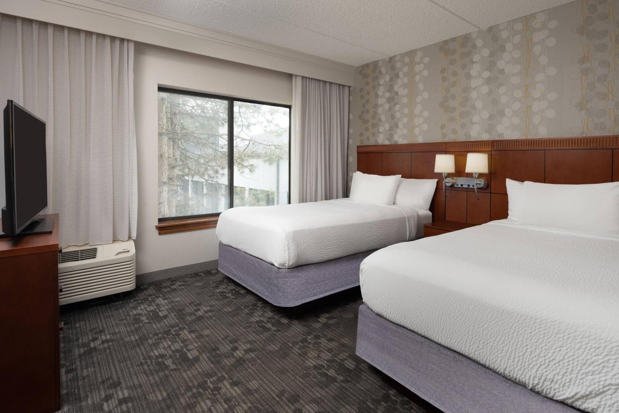 Courtyard Chicago Wood Dale / Itasca Hotel Bagian luar foto